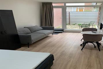 Studio Schiedamseweg in Rotterdam, Minder dan 20 m², Rotterdam