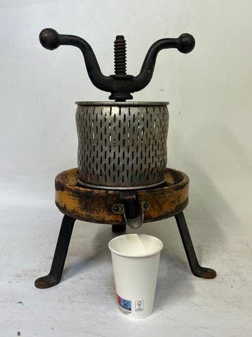 Pers Vintage - oude druiven of fruitpers
