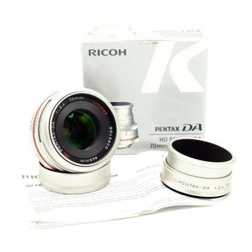Pentax 70mm F2.4 HD DA Zilver K-Mount Objectief (Occasion), Audio, Tv en Foto, Fotografie | Lenzen en Objectieven, Ophalen of Verzenden