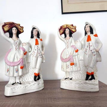 Staffordshire - Beeldje - Large 31 cm statues 19th century