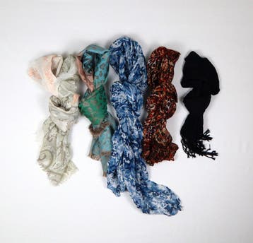 Dames Sjaals Set van 5 – Diverse Kleuren en Prints, Verzenden, Zo goed als nieuw