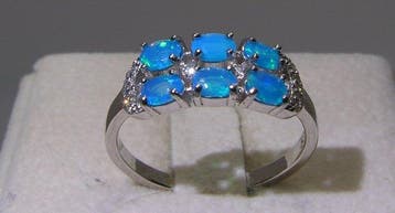 Opaal ring - Hoogte: 22 mm - Breedte: 21 mm- 2.6 g - (1)
