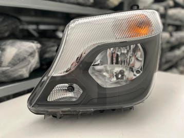 MERCEDES SPRINTER W906 LIFT H7 KOPLAMP LINKS A9068205600, Verzenden, Gebruikt, Mercedes-Benz