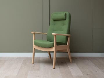 Farstrup Fautueil+ Voetenbank in groen stof, Huis en Inrichting, Minder dan 75 cm, Ophalen of Verzenden, 50 tot 75 cm, Hout