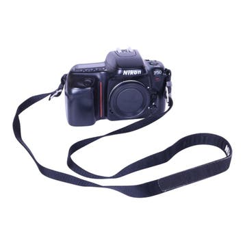 Nikon F50 - Analoge SLR Camera Body - 35mm (Incl. camerariem, Verzenden, Zo goed als nieuw