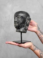 Beeld, NO RESERVE PRICE - Lavastone Budha Head on a custom, Antiek en Kunst