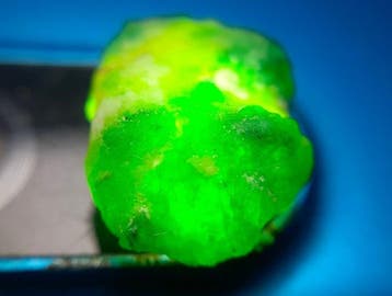 4,5 ct - Onbehandelde natuurlijke smaragd - Ruw- 0.9 g