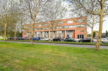 Te huur: Huis Bijlmerdreef in Amsterdam, Noord-Holland, Amsterdam
