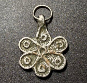 Viking periode Zilver Prachtig amulet met een mooie