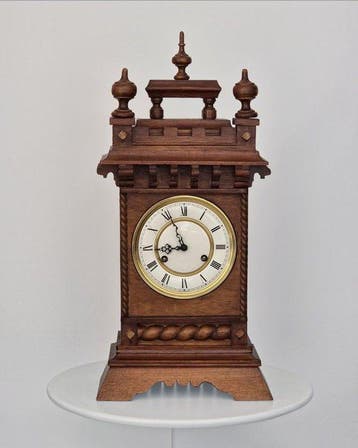Mantelklok - Antiek - Walnoot - 1850-1900 - Zeldzaam