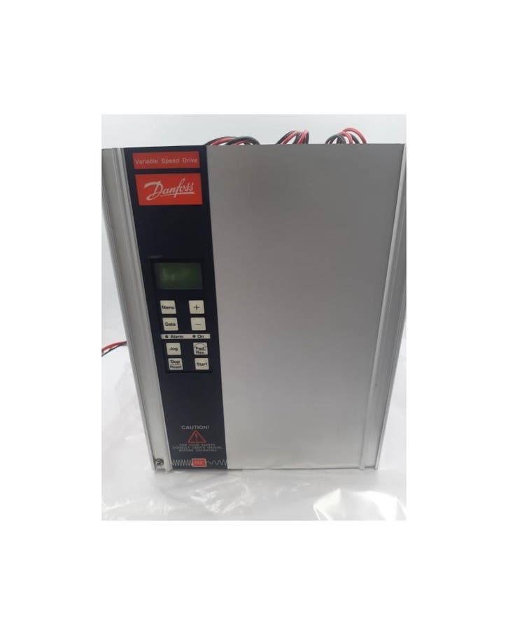 Danfoss 175H7238 VLT3002 380-415V 1,1 KW frequentieregelaar, Zakelijke goederen, Machines en Bouw | Houtbewerking, Ophalen