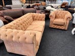 Chesterfield Maarssen !!! Camel Suede Chesterfield  Fauteuil, Huis en Inrichting, Fauteuils, Ophalen, Zo goed als nieuw, Leer