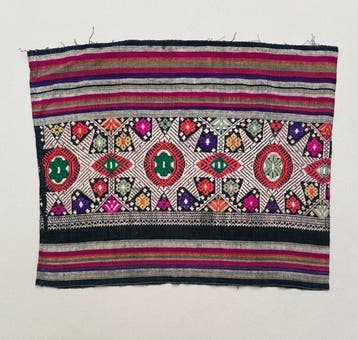 Buisvormig Kledingstuk - Laos (Zonder minimumprijs)