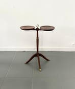 Bijzettafel - Mahonie - dubbel wijnrek, Antiek en Kunst