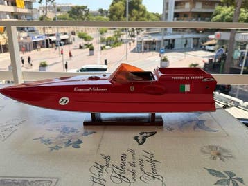 Riva Ferrari F430 maquette 55cm cm Bois modelisme maquette, Nieuw