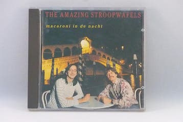 The Amazing Stroopwafels - Macaroni in de nacht, Ophalen of Verzenden, Zo goed als nieuw