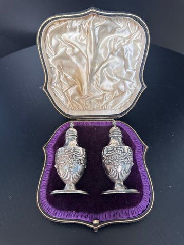 Thomas Ingleton & Co - Zout- en pepervaatjes (2) - Zilver