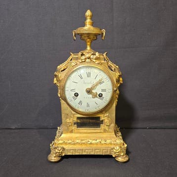 Pendule Empire - Verguld brons - 1700-1750