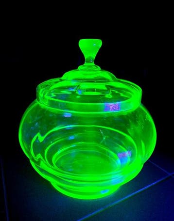 Royal Leerdam - A.D. Copier - Pot - Uraniumglas - XL bowl, Antiek en Kunst