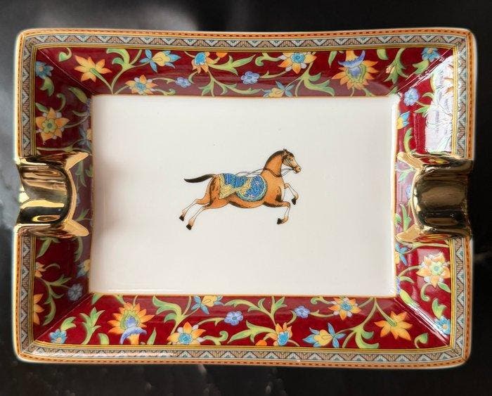 Zonder minimumprijs - Asbak - Vintage porseleinen asbak, Verzamelen, Rookartikelen, Aanstekers en Luciferdoosjes