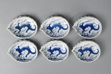 Six Edo Blue & White Lizard Shell-Shaped Dishes - Schotel -