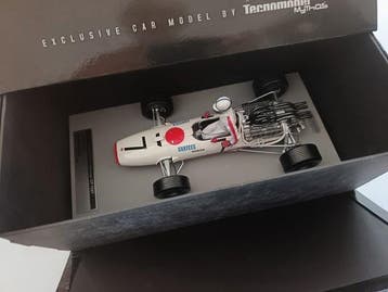 Tecnomodel 1:18 - Modelauto - Stupendo modello HONDA RA273, Nieuw