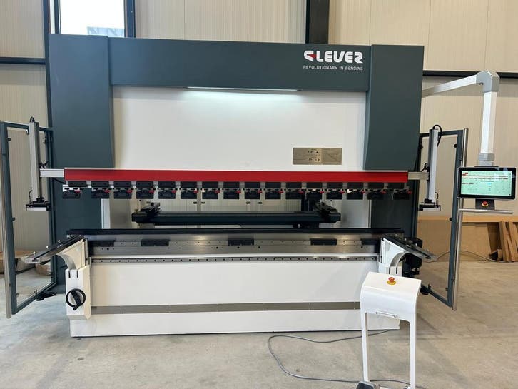 Nieuwe CLEVER TSM kantbank | Servo-hydraulisch | CNC 5-assig, Doe-het-zelf en Verbouw, Gereedschap | Overige machines, Nieuw