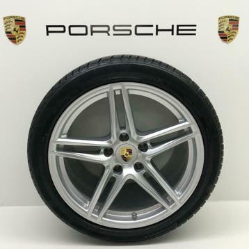 Porsche 991 4/4S (MK II) Originele 19 inch winterset NIEUW, Gebruikt, 295 mm, Banden en Velgen, Winterbanden