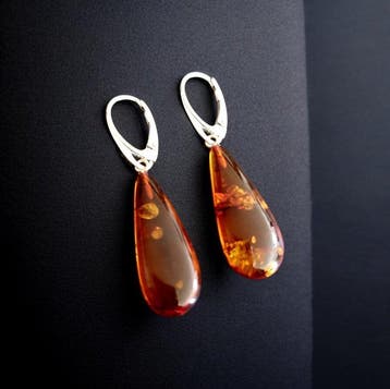 Oorbellen van Baltische barnsteen en 925 zilver. Veilige