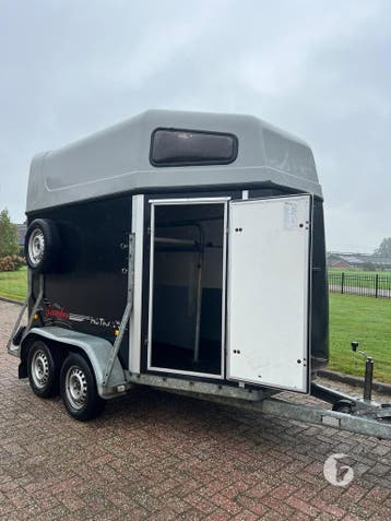 Mooie Hotra 2 paards paardentrailer!, Ophalen, Zo goed als nieuw, Hout, 2-paards trailer