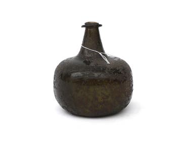 Een onion glass fles, Engeland, 18e eeuw