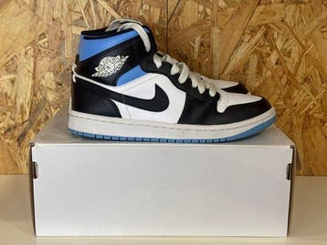 Nike - Air Jordan 1 Mid - Sneakers - Maat: EU 38, Nieuw