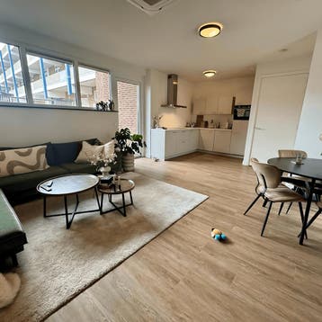 Appartement in Weert gevonden voor €1260,- pm, Huizen en Kamers, Huizen te huur, Weert, Direct bij eigenaar, Limburg, Appartement