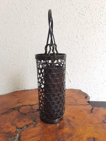 Decoratief ornament - Japan - bamboe bloemenmand