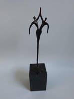 Artihove - Corry Ammerlaan - Beeld, Together - 24 cm -