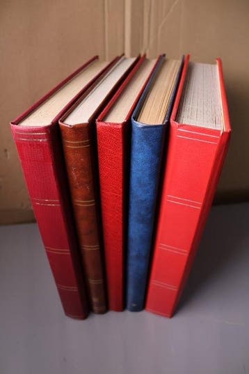 Wereld - 5 lege stockboeken met witte bladen, Gestempeld