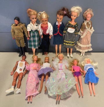 Lone Ranger/Barbie/Sindy/Big Jim - Barbiepop 12 stuks