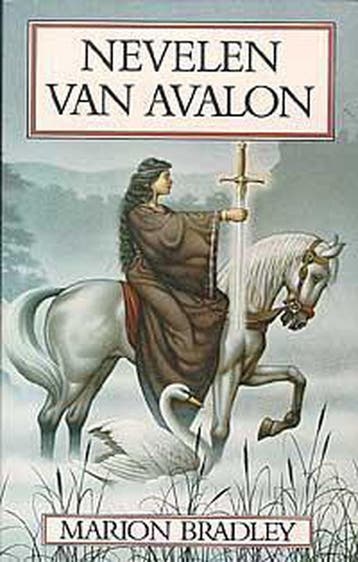 Nevelen van Avalon - Marion Zimmer Zimmer Bradley, Verzenden, Gelezen, Marion Zimmer Zimmer Bradley