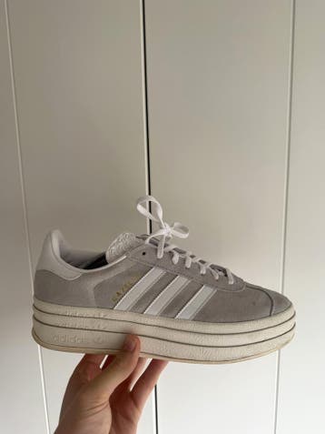Adidas Gazelle Bold – Grijs/Wit – Maat 43, Kleding | Dames, Sneakers of Gympen, Grijs, Gedragen, Verzenden