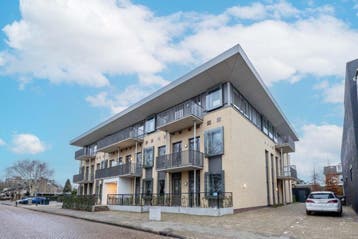 Te huur: Appartement Eindhovenseweg in Best, Huizen en Kamers, Noord-Brabant, Appartement, Best