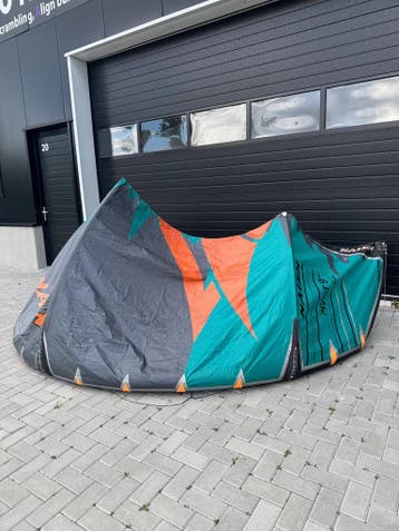 Naish Pivot 9m, Ophalen of Verzenden, Nieuw