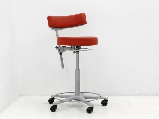 Werkstoel Greiner - bekleding kunstleer oranje - voetkruis, Huis en Inrichting, Stoelen, Gebruikt, Ophalen of Verzenden