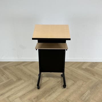 mobiele lessenaar / spreekgestoelte  (hxbxd) 116x59x44 cm,, Ophalen of Verzenden, Gebruikt