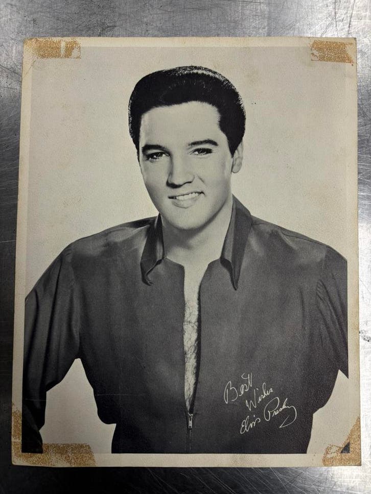 Elvis Presley - Originele 60s promotiefoto (Kissin cousins), Verzamelen, Muziek, Artiesten en Beroemdheden, Foto of Kaart, Gebruikt