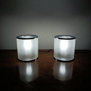 Nello stile di Harvey Guzzini - Tafellamp - Plastic, Staal