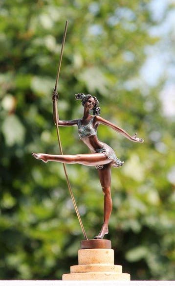 Beeld, paaldanseres - 41 cm - brons marmer, Antiek en Kunst, Kunst | Designobjecten