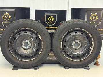 2 stuks zomerbanden met velgen 205/55R16C Opel Vivaro bj2015, Auto-onderdelen, Gebruikt, 16 inch, Banden en Velgen, 205 mm