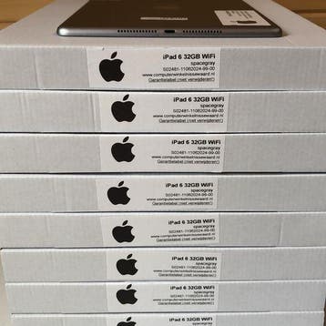 Voordeelbundel (10+prijs) Apple iPad 6 (model 2018) zwar..., Computers en Software, Apple iPads, Nieuw