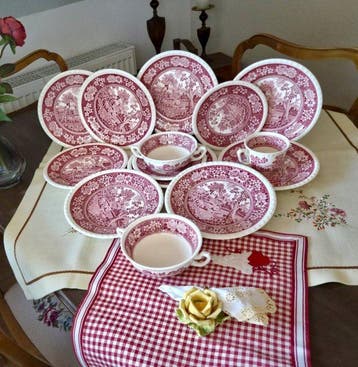 Villeroy & Boch - – 15-teiliges Konvolut Rusticana Rot –