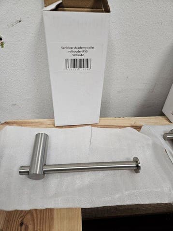 Saniclear Academy toilet rolhouder RVS, Doe-het-zelf en Verbouw, Sanitair, Ophalen of Verzenden, Nieuw, Chroom, Bad